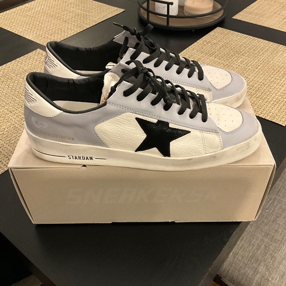 Golden Goose - Picture 1 of 7